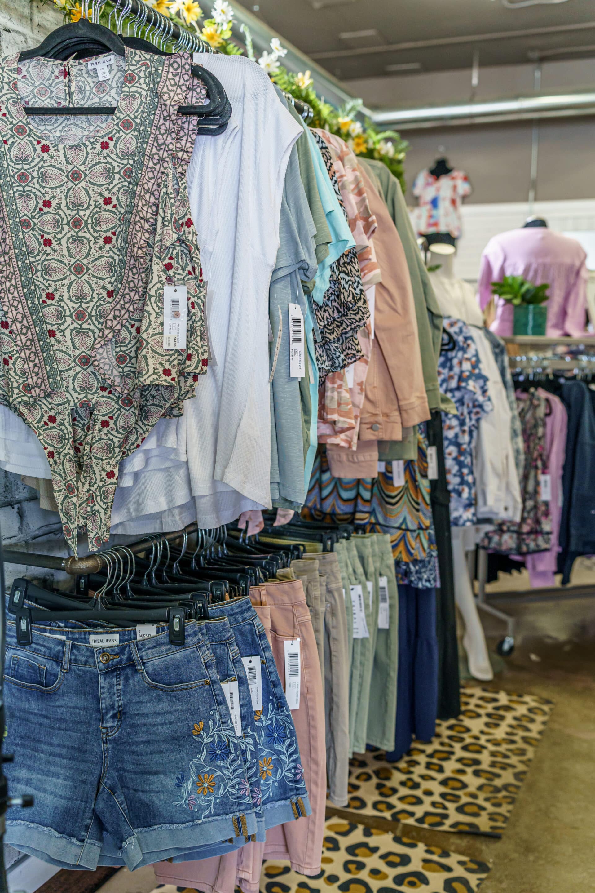 Guy wearing a dark jacket and shades